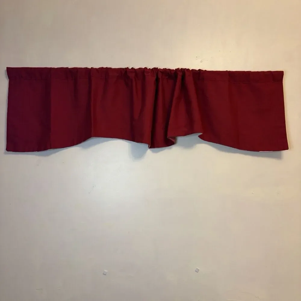 Vintage Buffalo Check Window Valance 58” W X 13” Scalloped Red & White